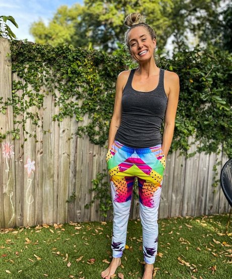 Allie Wes pretty pornstar pic