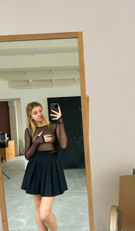 pervokursnica naked star img