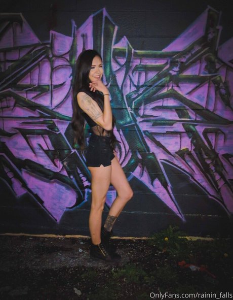 rainin falls perfect star pictures