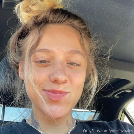 yourfavhaley nude actress img