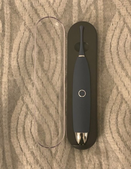 honeygold nude pornstar photo