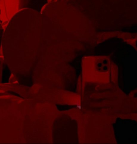 beautiful babe onlyfans art naked pics