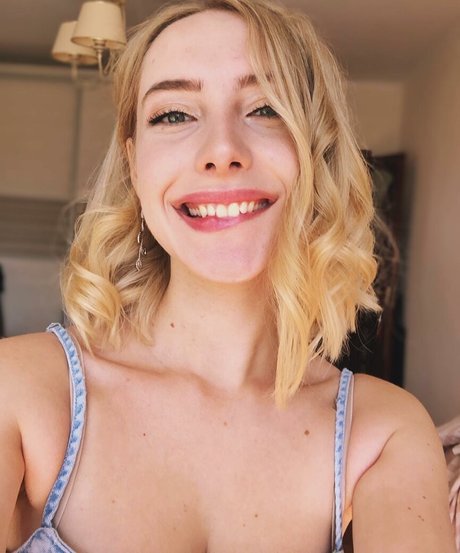 Alissa Strekozova sexy actress archive