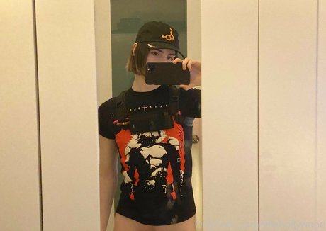 jeanhollywood model free pic