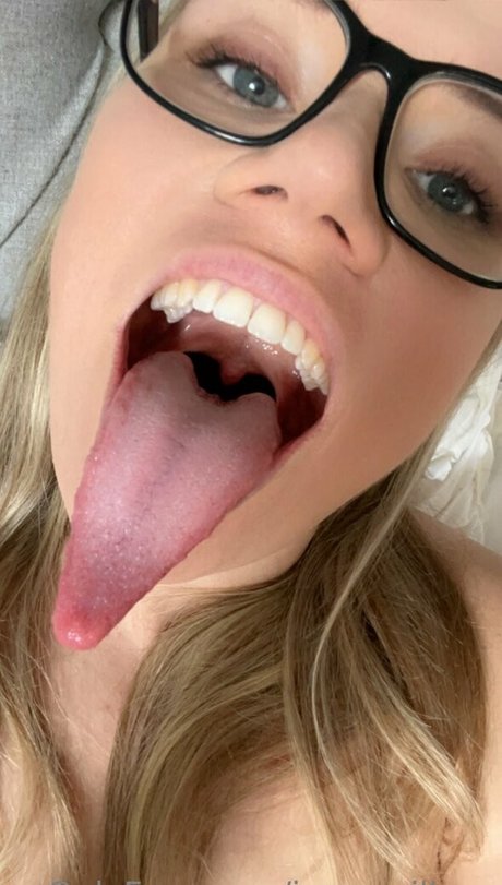 40 years old onlyfans hot xxx image