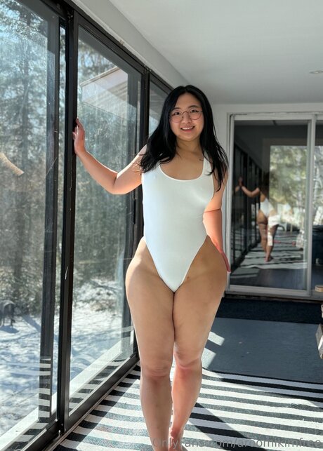 blonde secretary onlyfans hot sexy photos