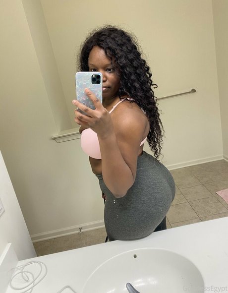 ThatChocoBxtch nudes model image