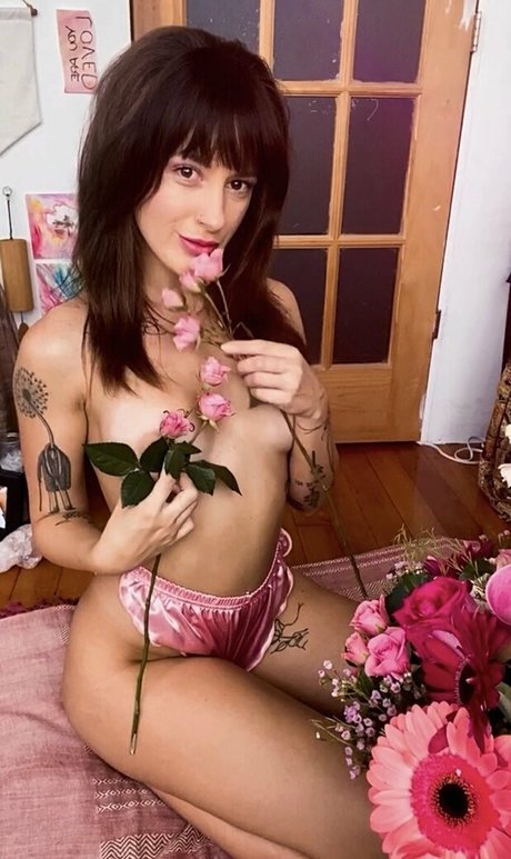 curvy naked onlyfans art xxx pic