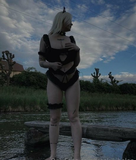 celebrity free onlyfans art naked picture