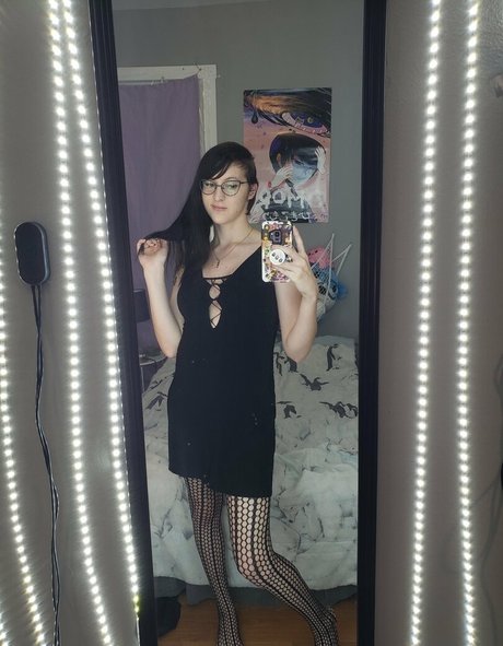 gothravemom model best img