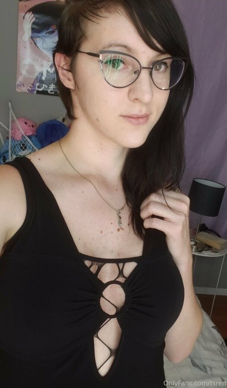 gothravemom hot pornstar picture