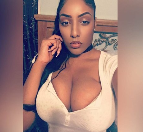 foxximami xxx model pictures