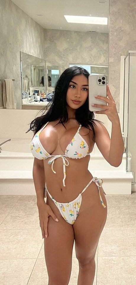 Leilanikiwi free star pictures