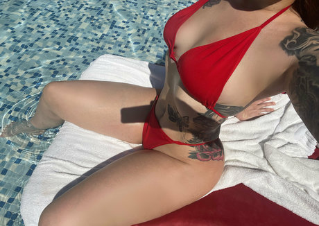 lilshebe pornstar adult photo