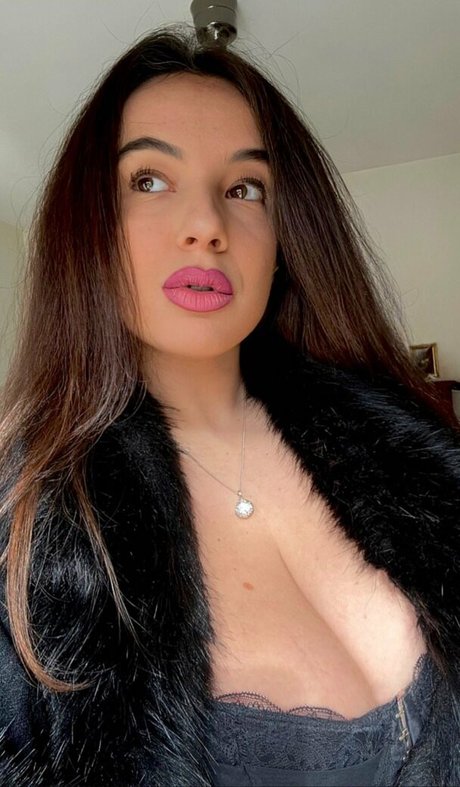 Gianclaudia Di Giacomo sex model pics