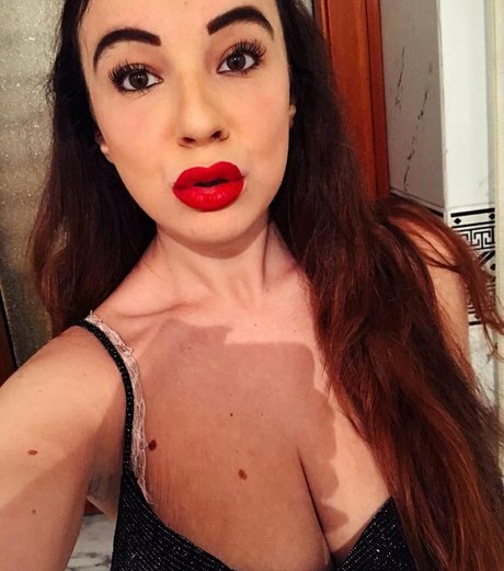 Gianclaudia Di Giacomo pornstar hot images