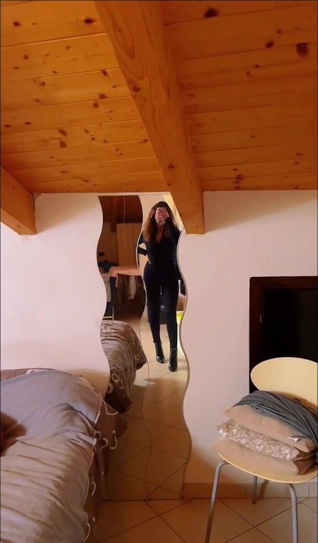 popular onlyfans beautiful xxx pictures