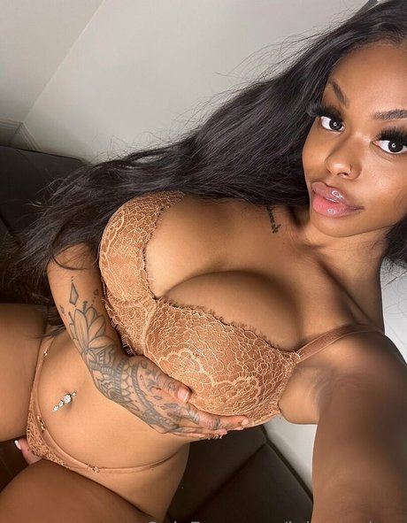 muscle girls onlyfans erotic img