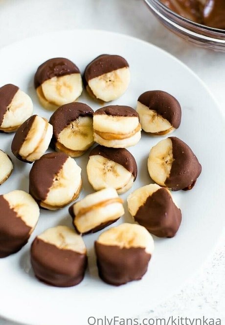 kittynkaa erotic pornstar picture