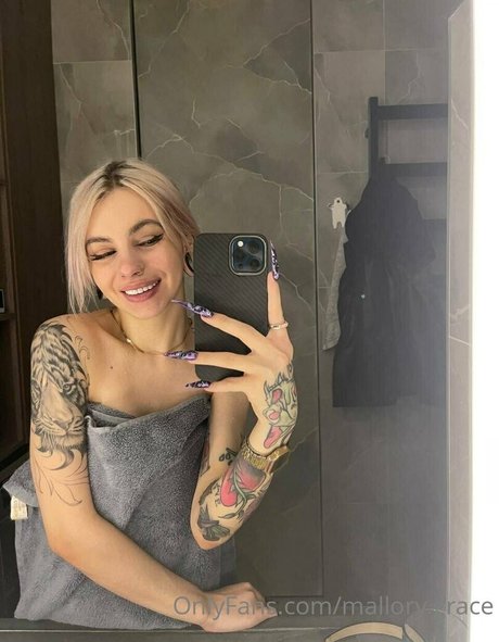 mallory grace star nude image