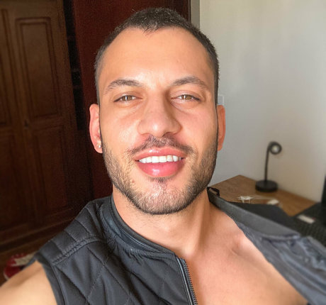 skinny blonde milf onlyfans porno picture