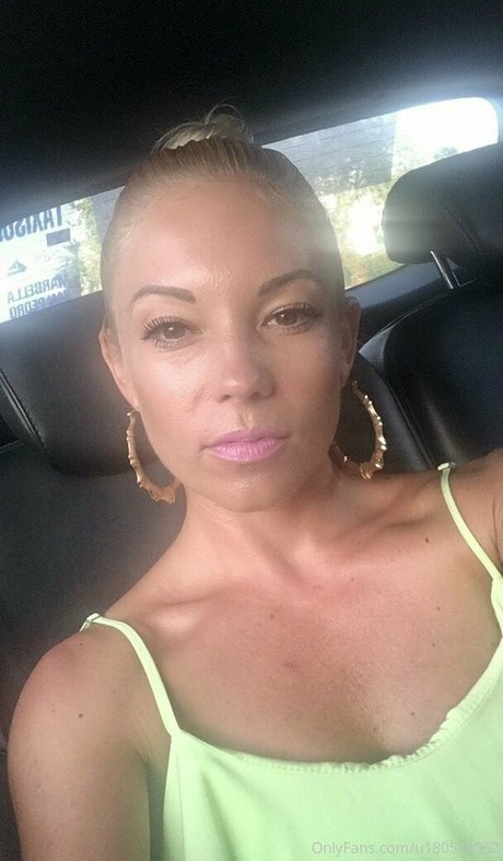 britishbethany nice actress photos