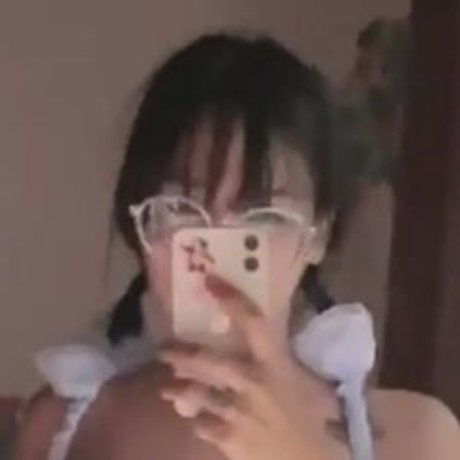 Yubaring pornstar naked pic