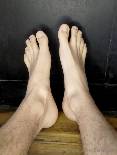 Charlesndft star sexy pic