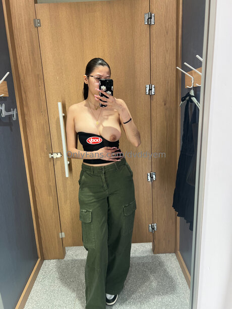 Dvddyem star hot photo