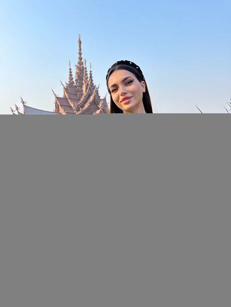 Seendi pornstar high quality images