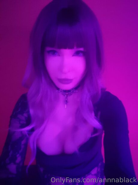 Annnablack star erotic pic