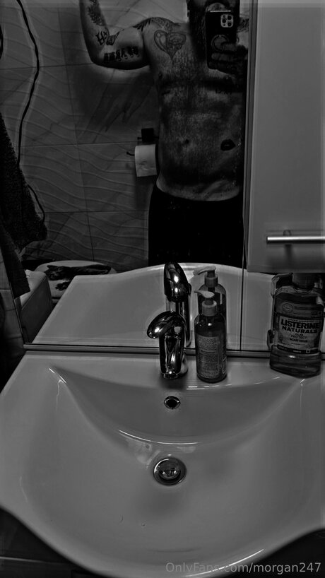 Morgan247 naked star image