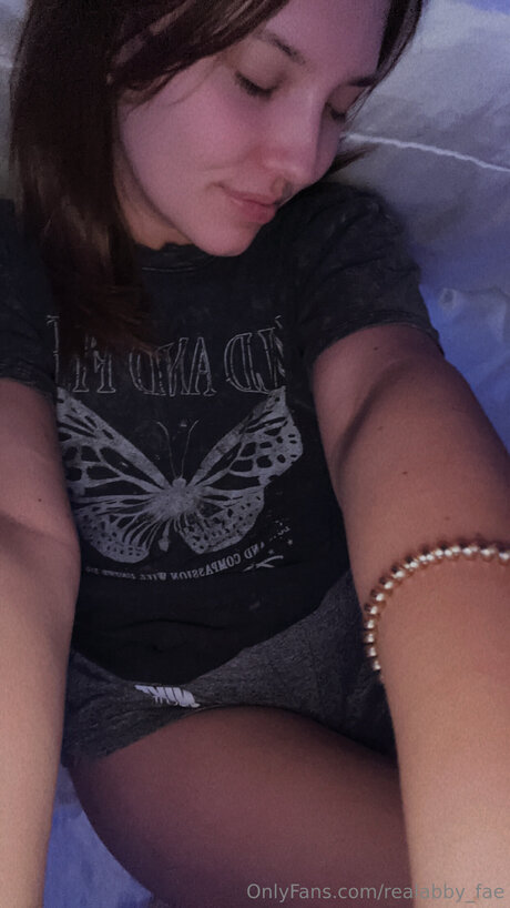 Realabby Fae sexy model pics