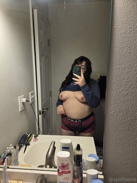 Spitfaerie pornstar sexy photos