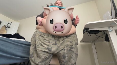 Bodylovebritt2 perfect actress gallery