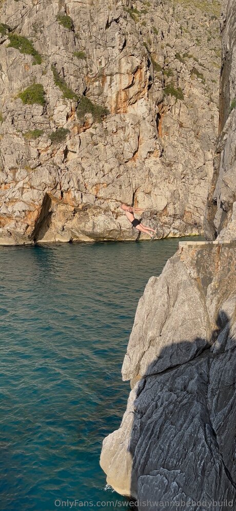 Swedishwannabebodybuild pornstar hot img