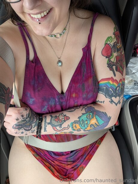 Haunted Sundae star erotic gallery