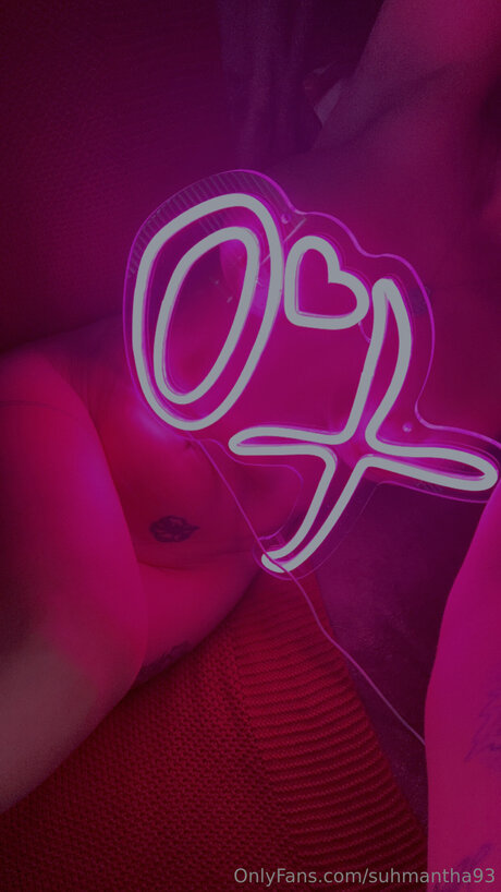 Suhmantha93 pornstar exclusive gallery