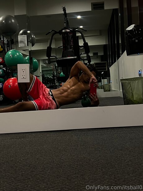 Itsball0 pornstar beautiful archive