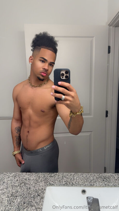 Itsmilesmetcalf model exclusive img