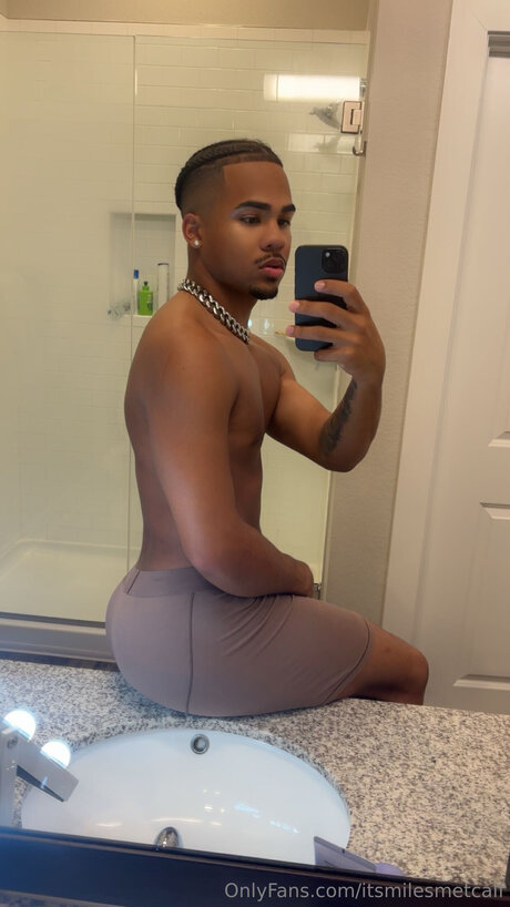 Itsmilesmetcalf xxx star photos