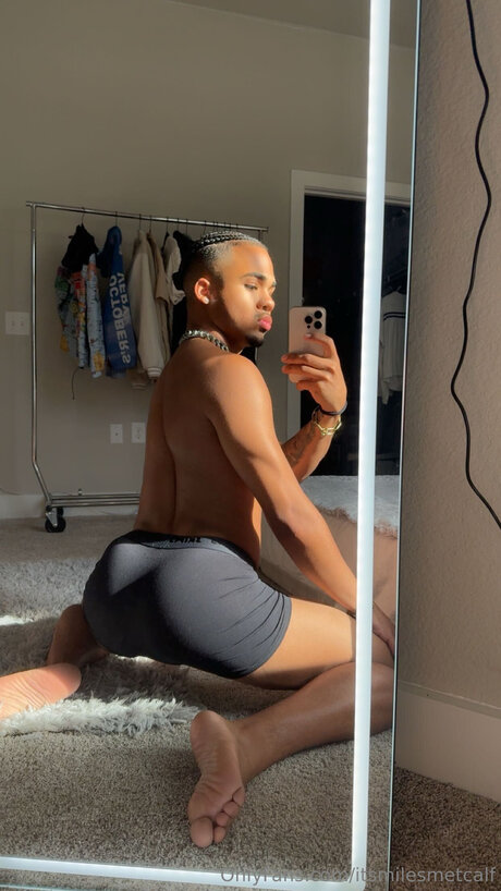 Itsmilesmetcalf model pornographic galleries