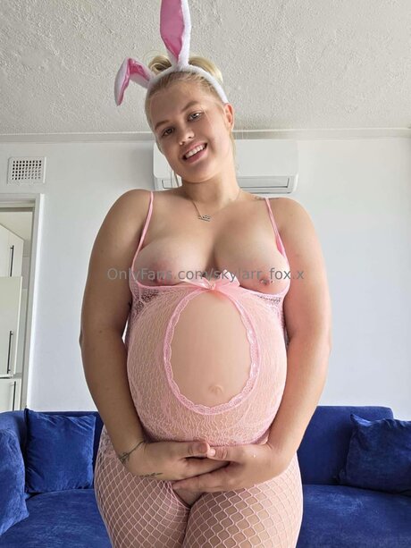 Skylarr Fox X star xxx images