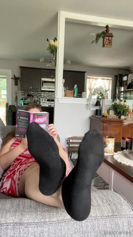 Aloramaescontentlibrary star hot pics