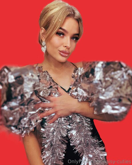 Daisy Cutie pornstar nice archive