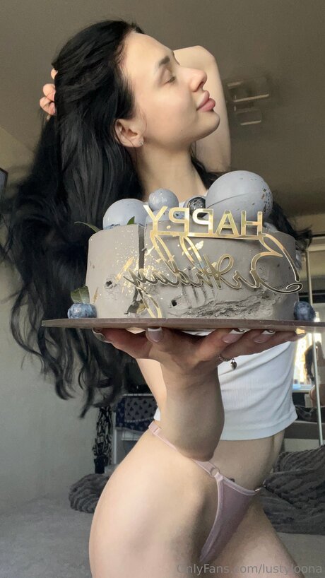 Lustyloona model pornographic picture