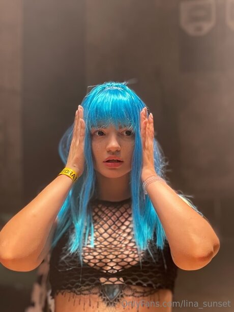 Lina Sunset sex pornstar img