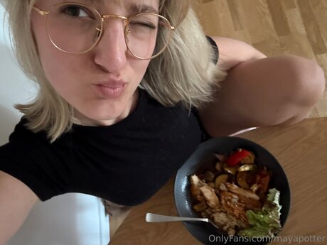 Mayapotter pornstar free photos