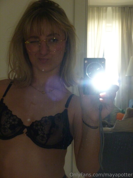 Mayapotter pretty model pics