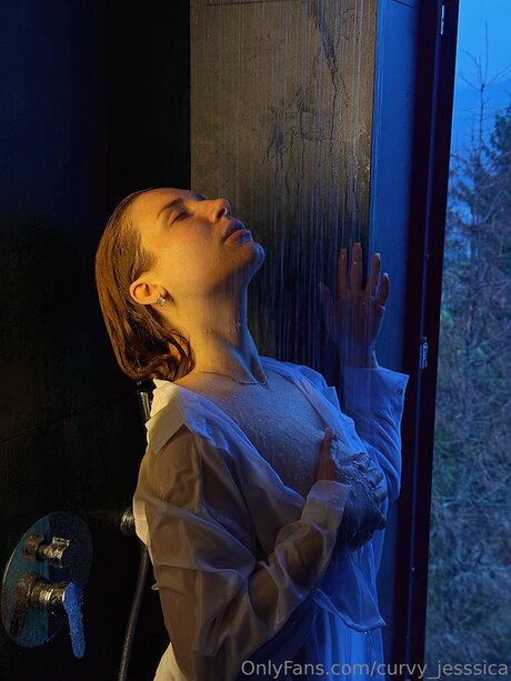 Curvy Jesssica exclusive actress archive